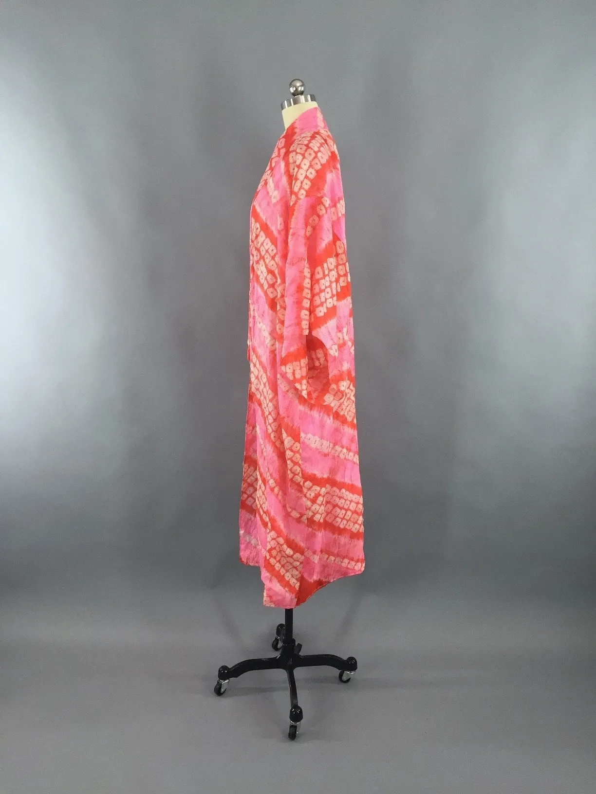 1950s Vintage Silk Kimono Robe / Pink and Orange Shibori