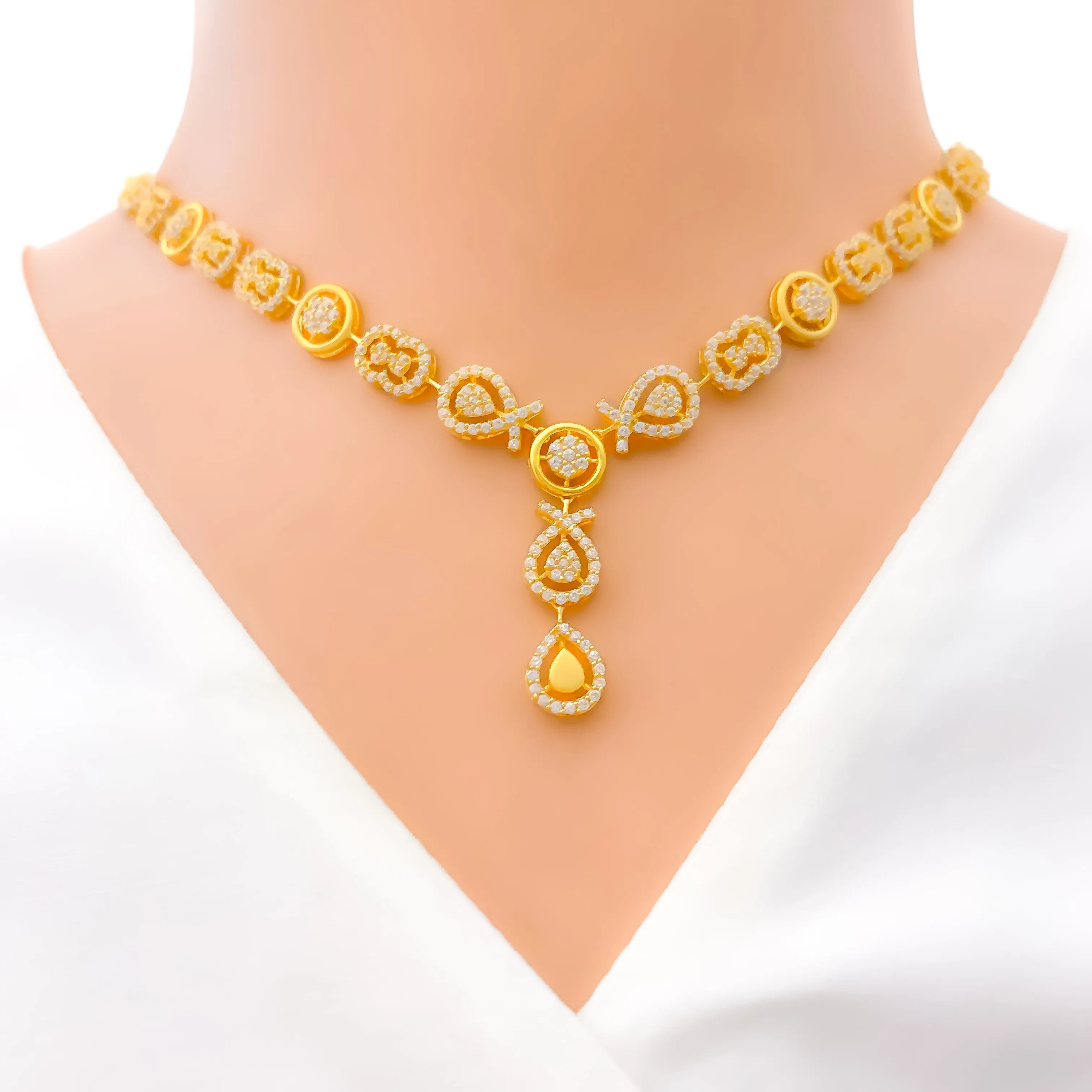Alternating Contemporary 22k Gold CZ Necklace Set