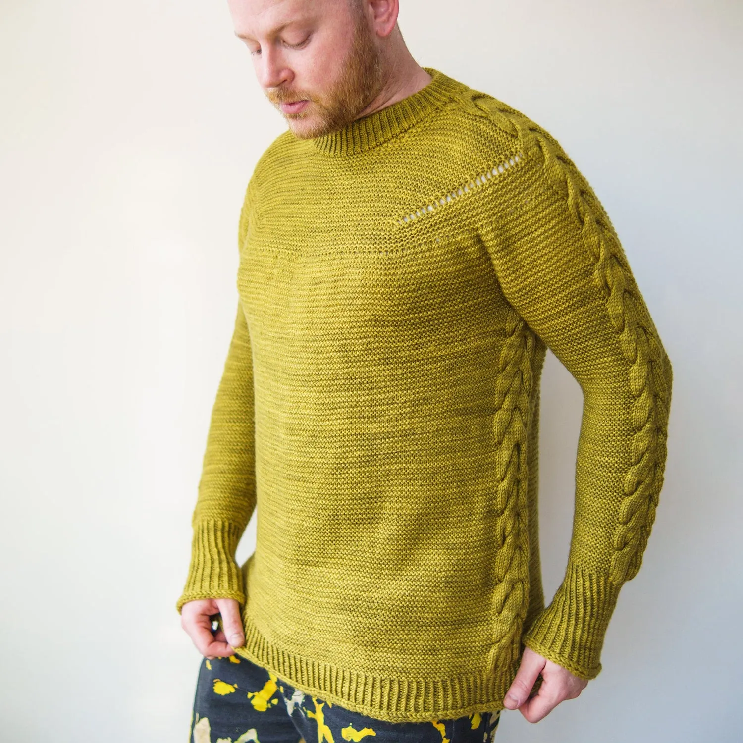 ANTLER SLEEVE SWEATER - PEBBLE