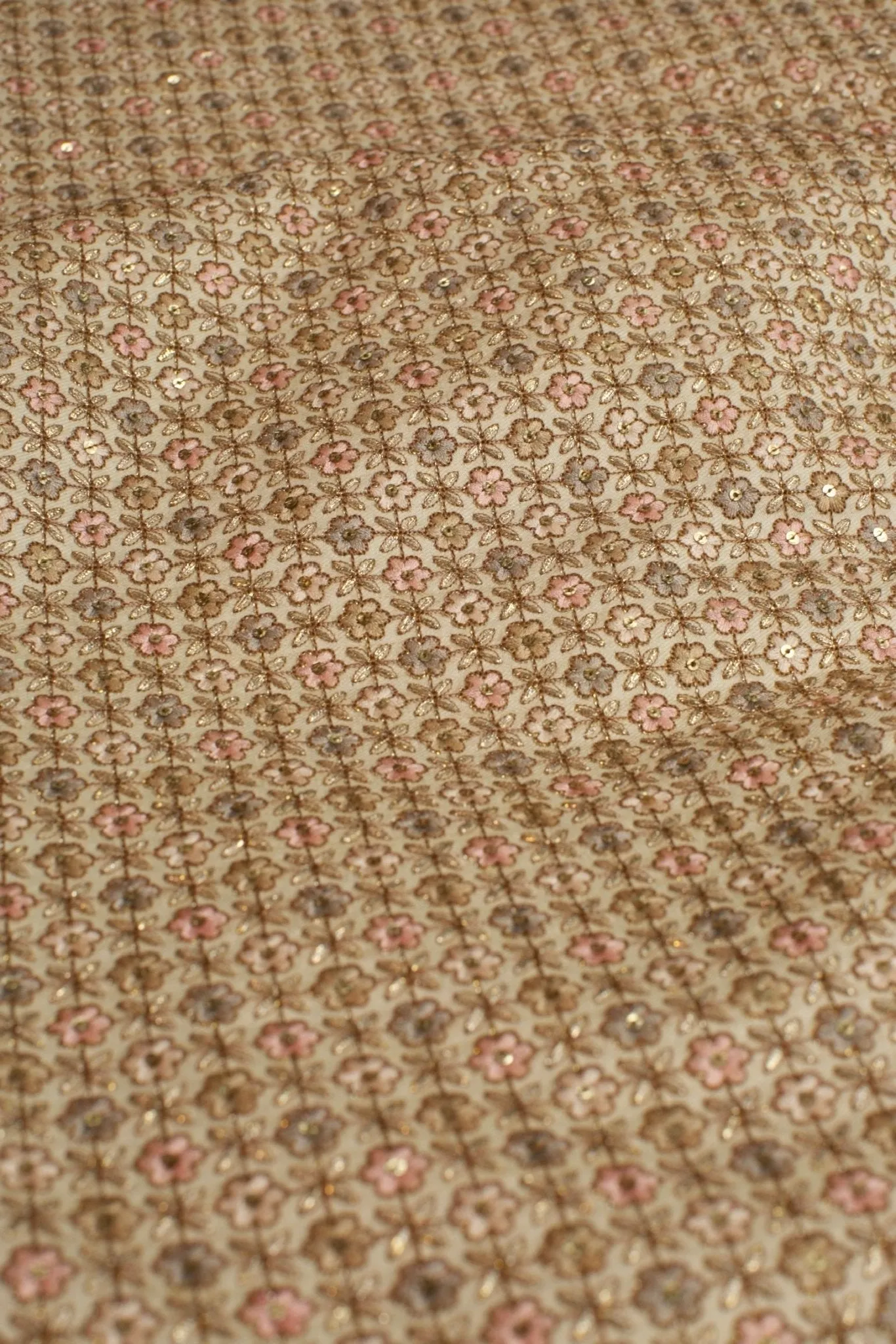EMBROIDERED SILK B32-19