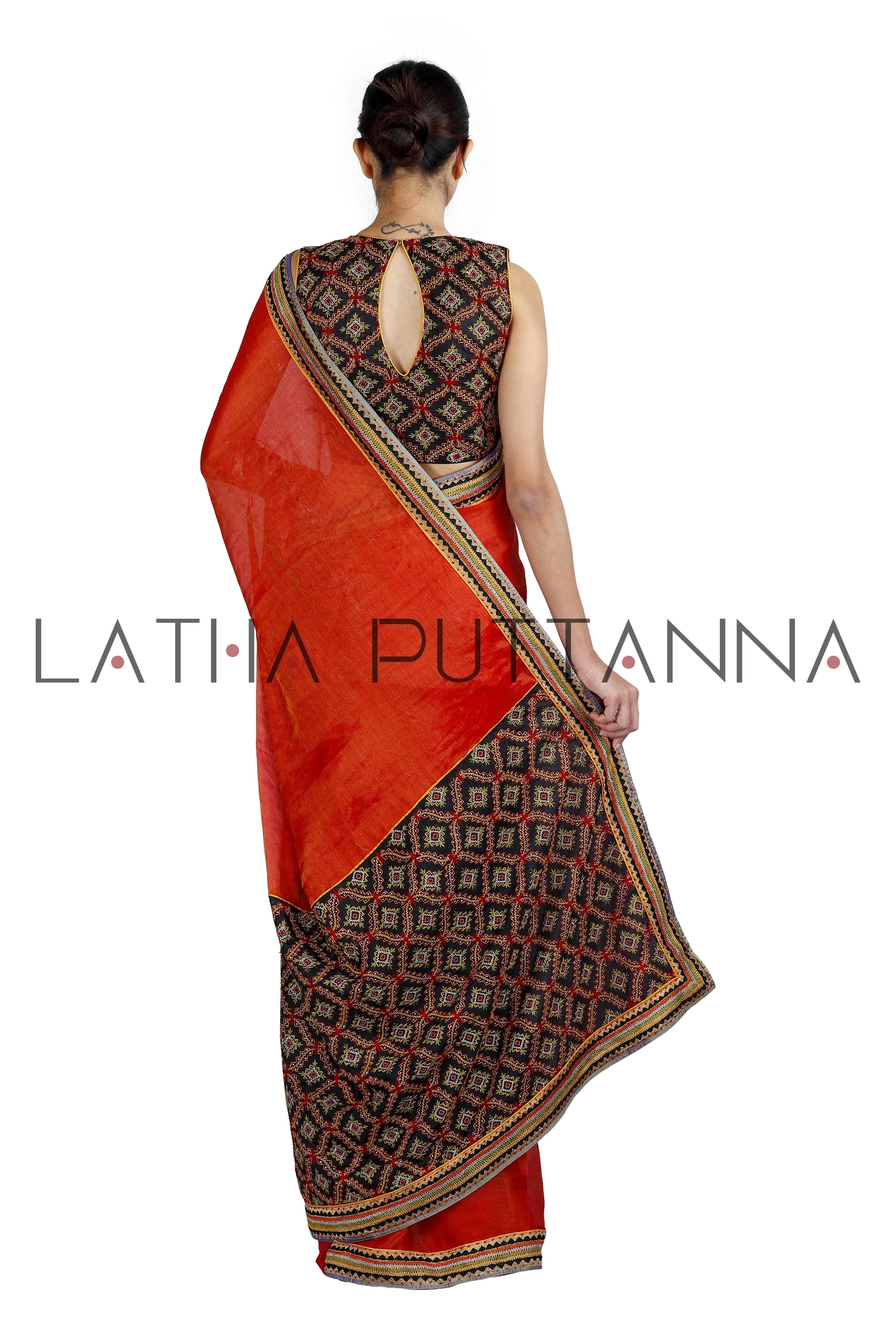 Madurai - Red Tissue with Rich Thread Work Pallu