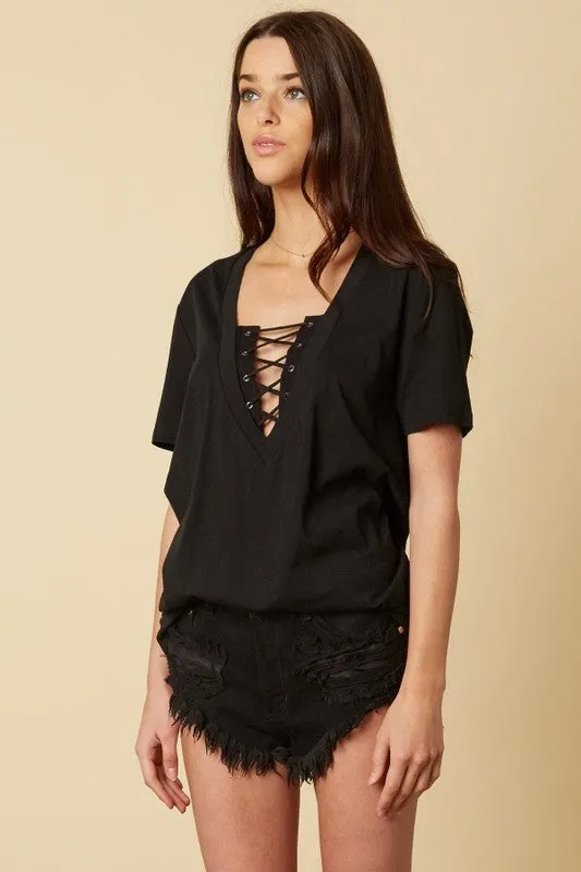 PIPER LACE UP TEE