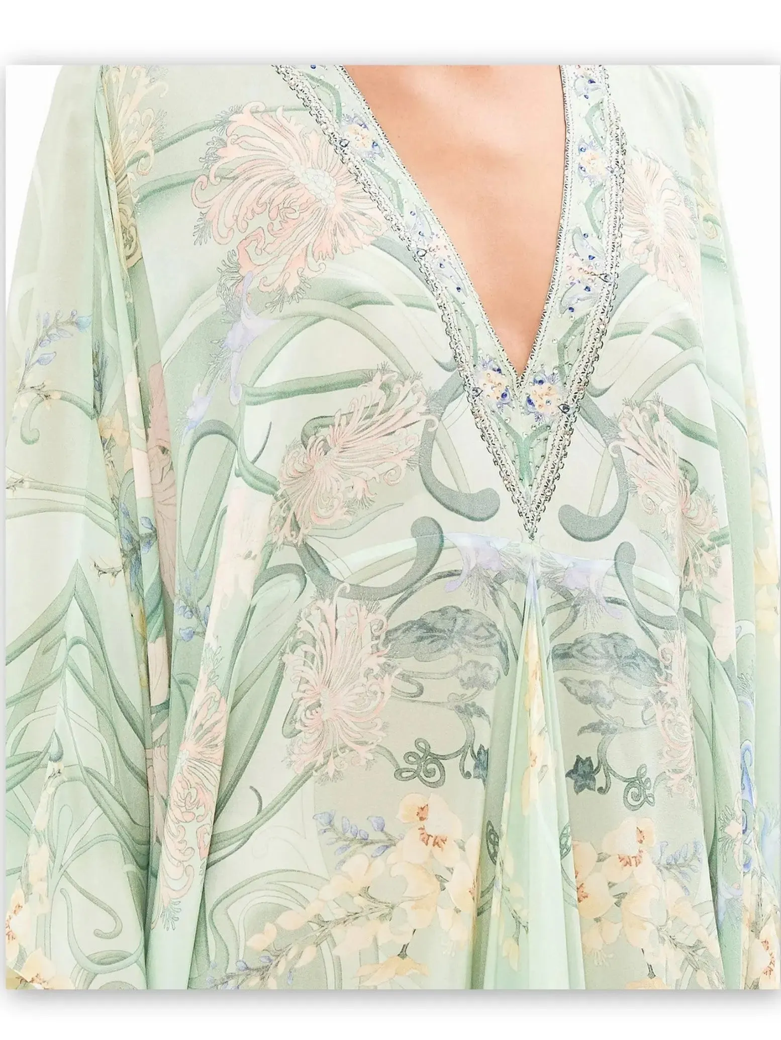 Women’s Batwing-Sleeve Draped Print V-Neck Silk Kaftan in Mint